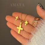 نیمست استیل طلایی صلیب