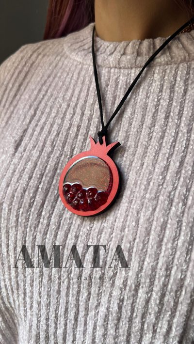 گردنبند رو لباسی انار دونه دار (تخفیف یلدایی) - Image 1