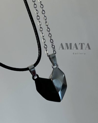 گردنبند ست مگنتی قلب چند ضلعی مشکی و نقره ای - Image 3