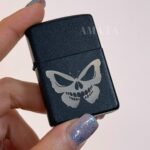 ست فندک و جاسوئیچی مشکی با طرح پروانه اسکلتی