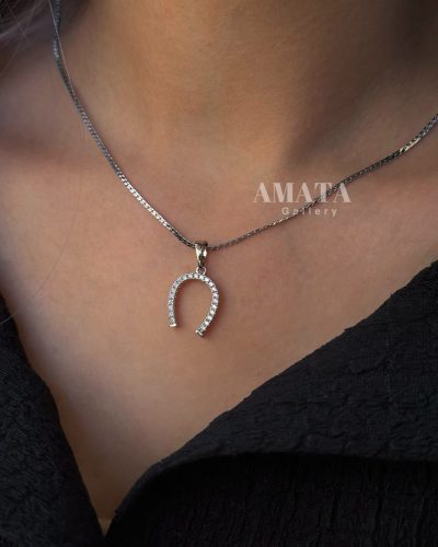 گردنبند جواهری نعل نقره ای برند XUPING - Image 1