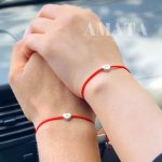 دستبند کاپلی قلب سه بعدی استیل نقره ای با حک اول اسم(ست دونفره)