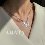 گردنبند پروانه لونا نقره ای با زنجیر مستطیلی